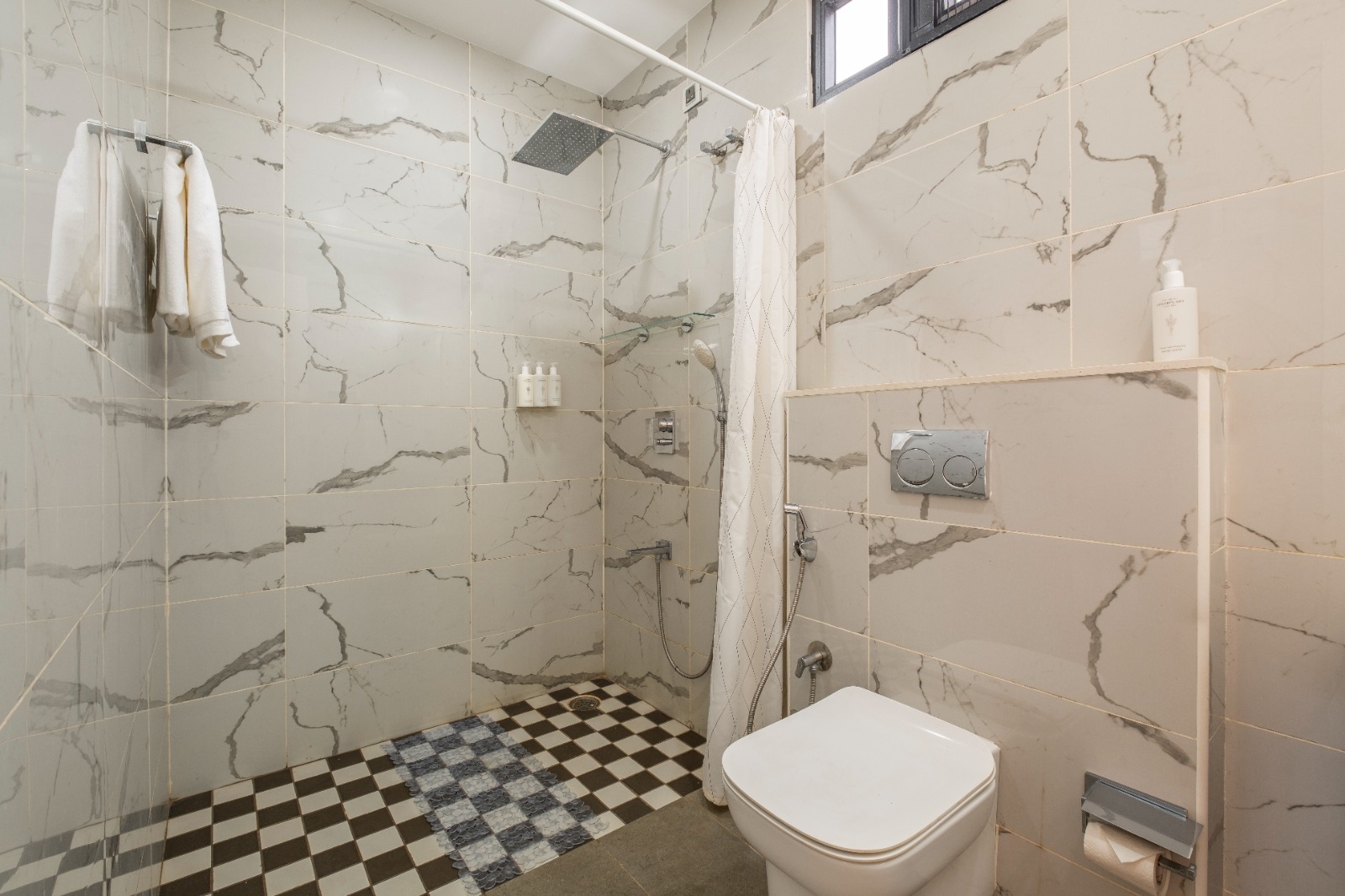 The Meredian Villa B - Photo 12