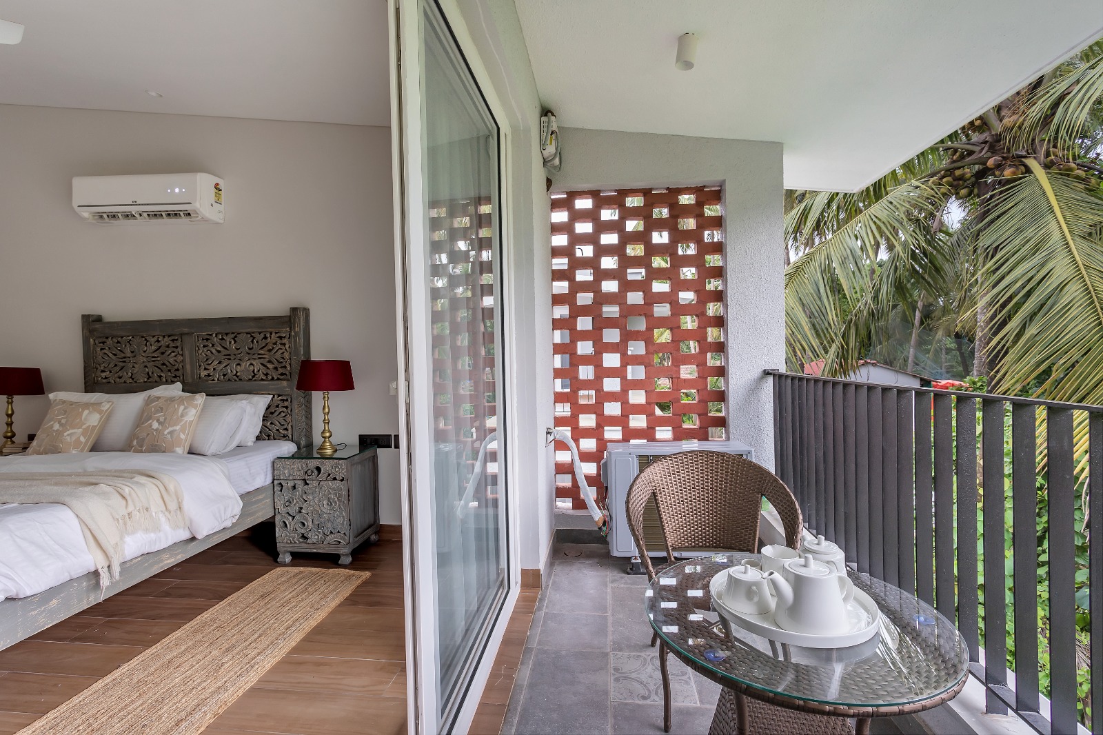 Aahana -Pvt Pool Villa - Luxevillaz - Photo 4