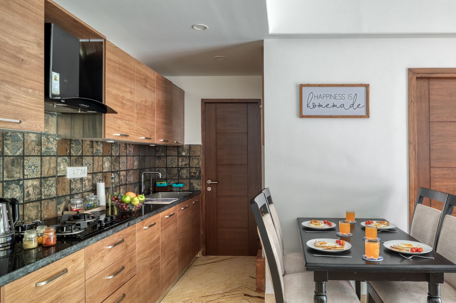 Graceful 1BHK Apartment - Photo 10