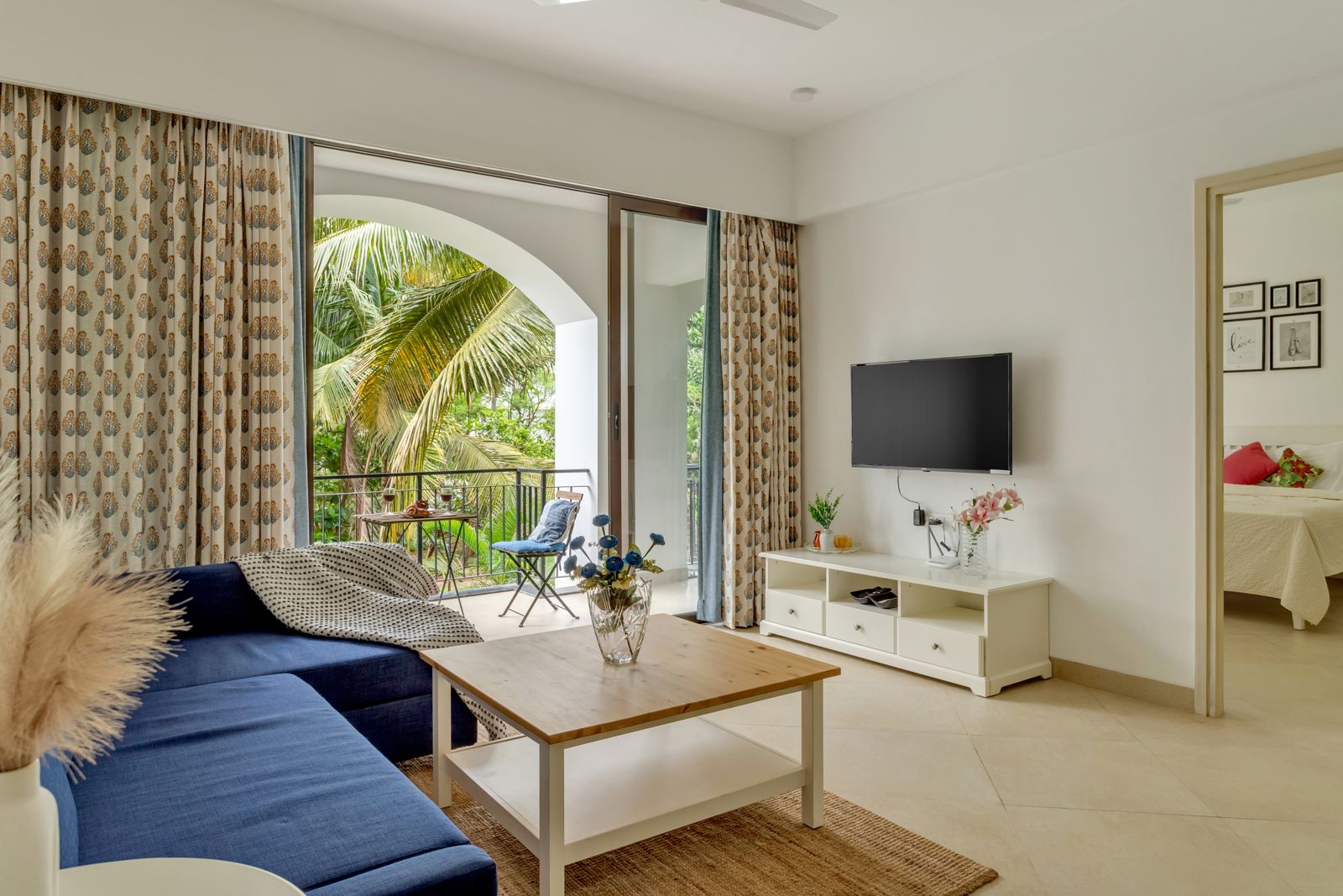 Spacious 1BHK Lux Apartment - Photo 12