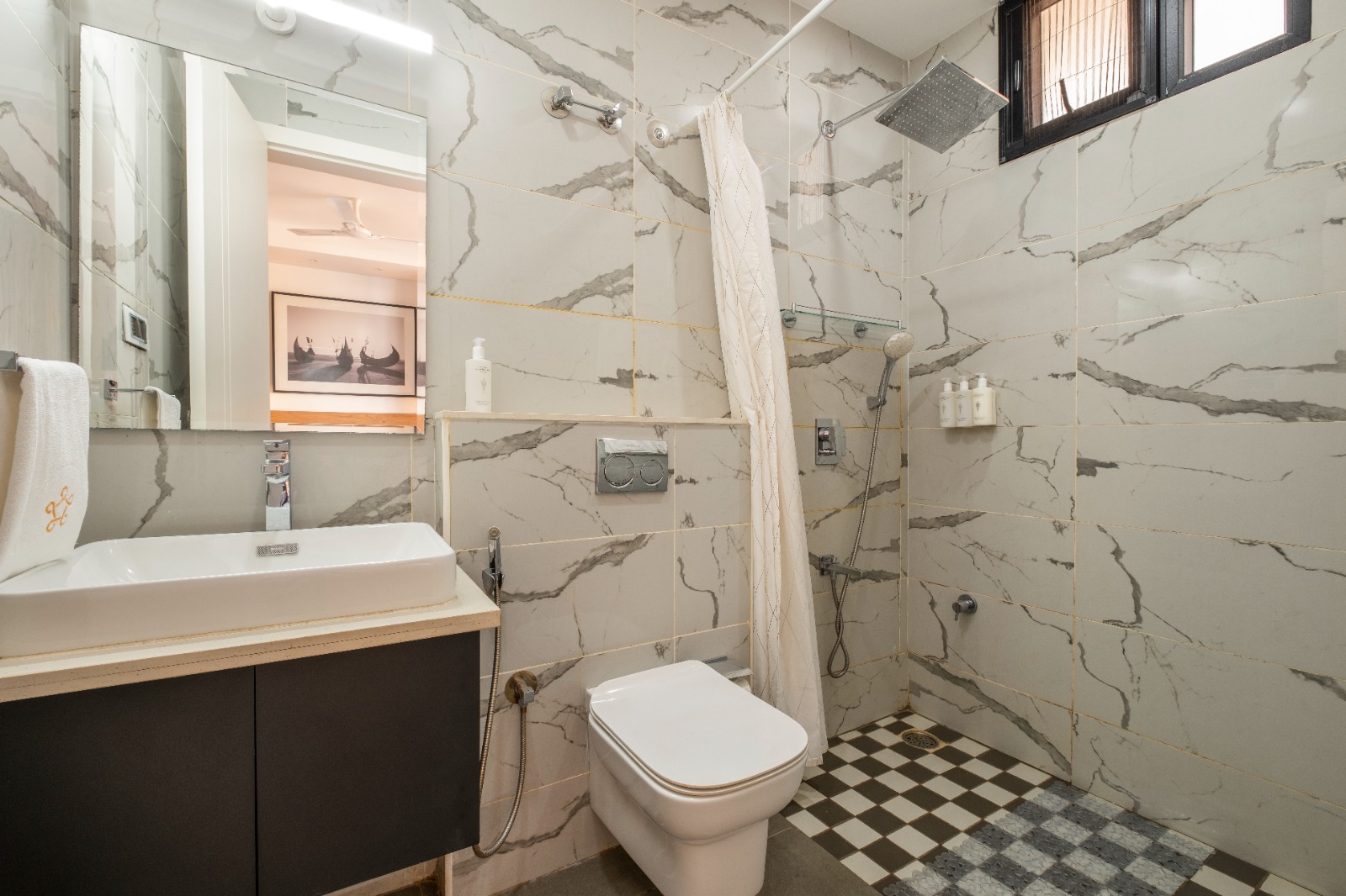 The Meredian Villa A - Photo 19