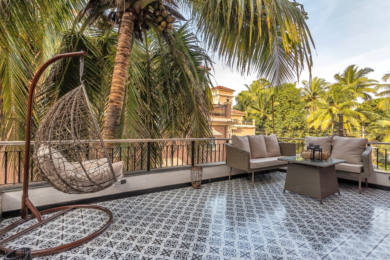 Stairway to Heaven 4BHK Villa - Photo 20