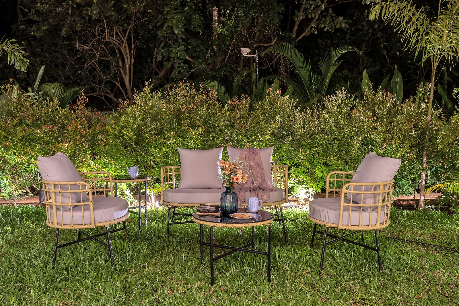 Tisya Luxe 2BR - Photo 7