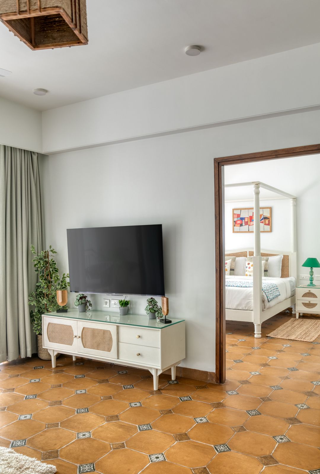 Radiant 1BHK Apartment - Photo 4