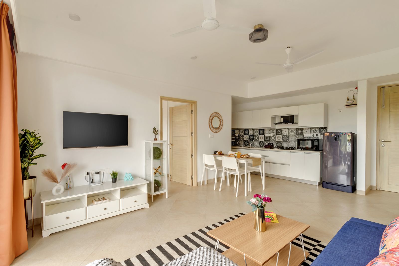 The Views 1BHK Apartment - Photo 6