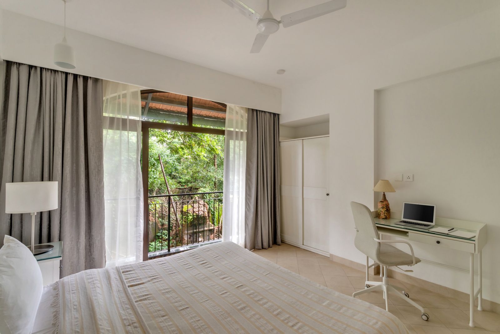 D'Retreat 1BHK Apartment - Photo 8