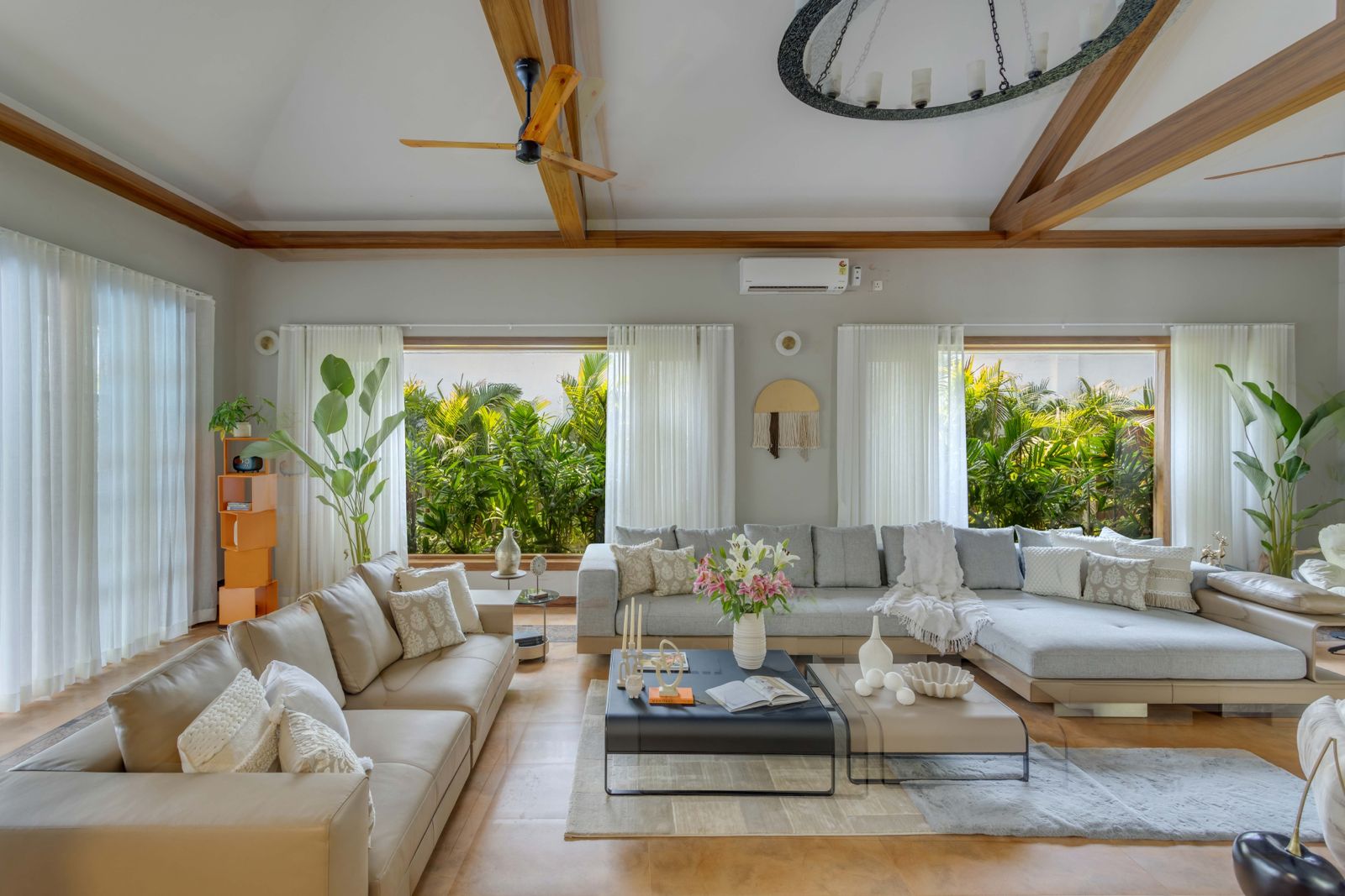 Palacio De Amores- Luxury 6BHK Pvt Pool North Goa - Photo 4