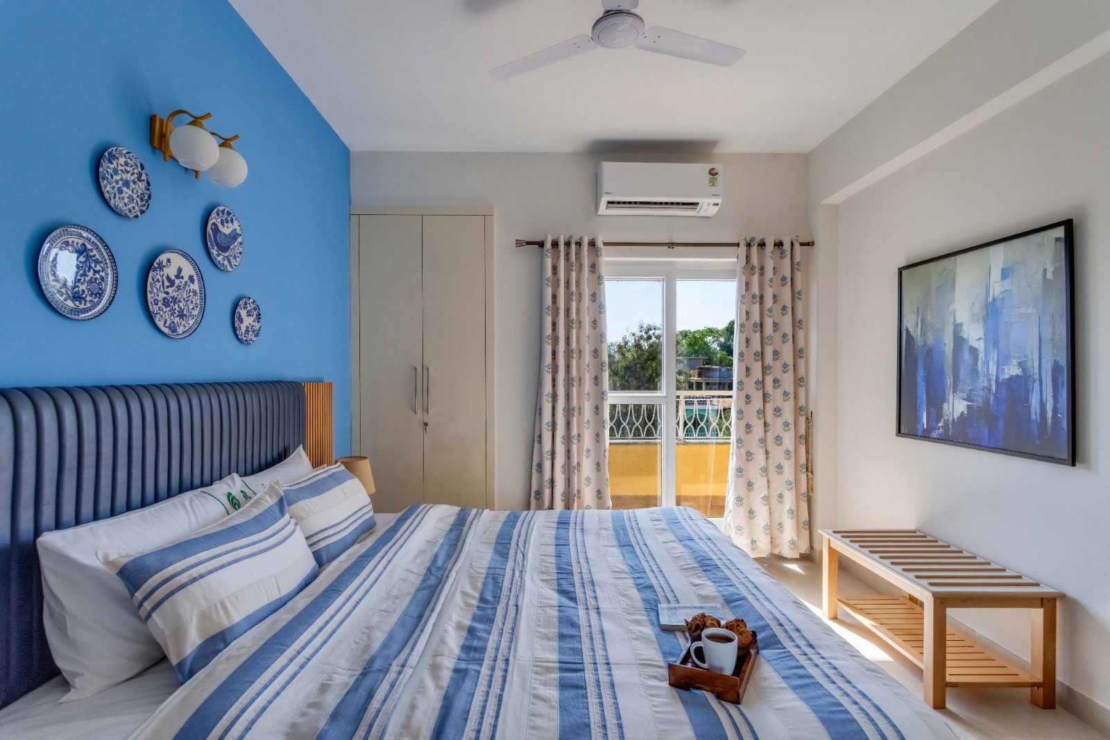 Blue Escape 2BHK Luxe Apartment - Photo 11