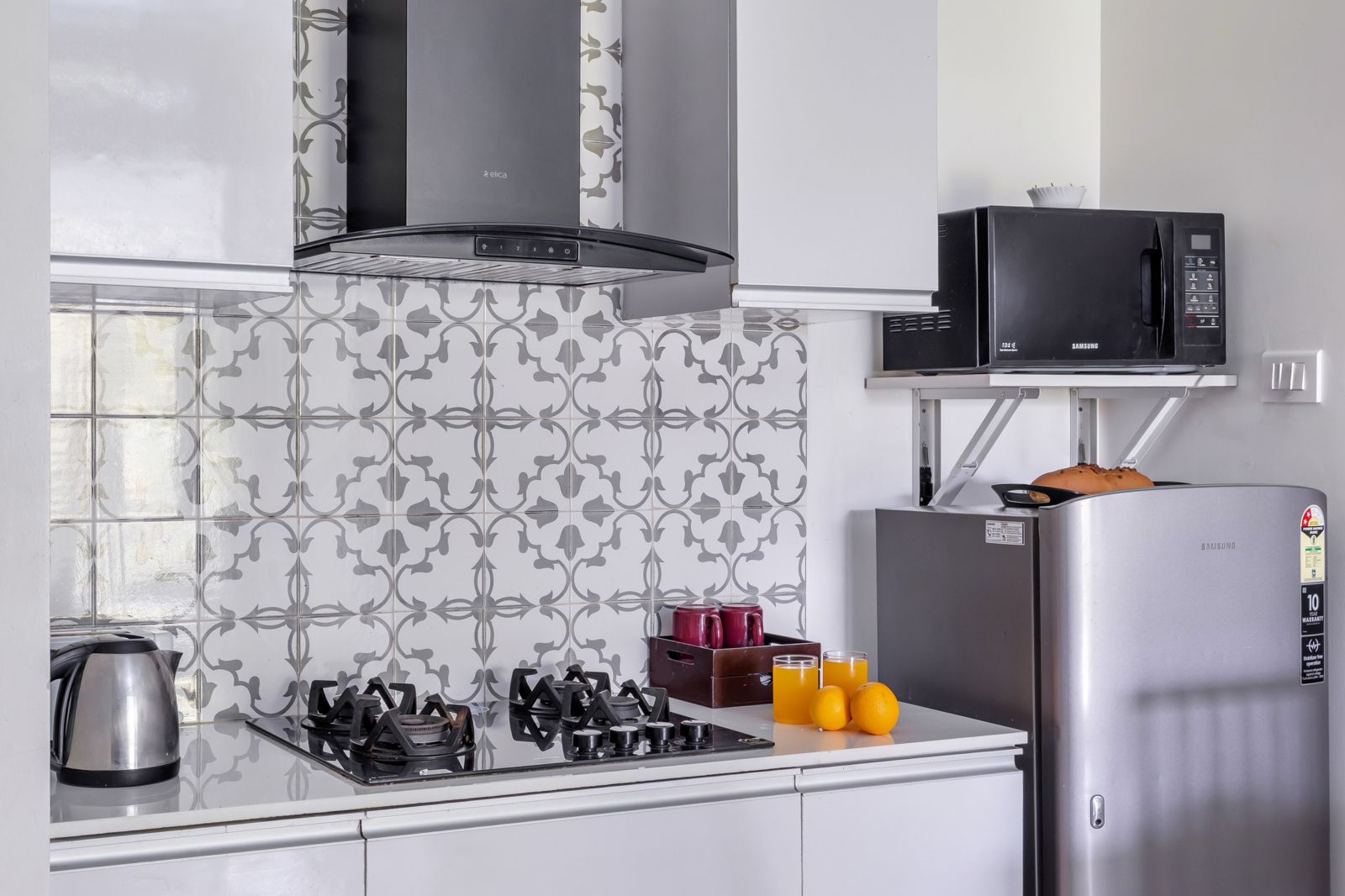 Plush Luxury 1BHK by Luxevillaz - Photo 11