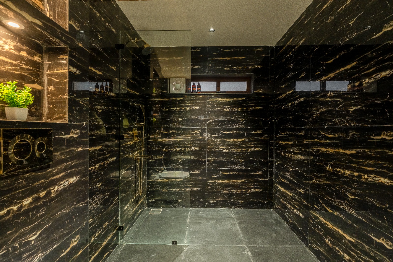 Emerald 3BHK Penthouse - Photo 13