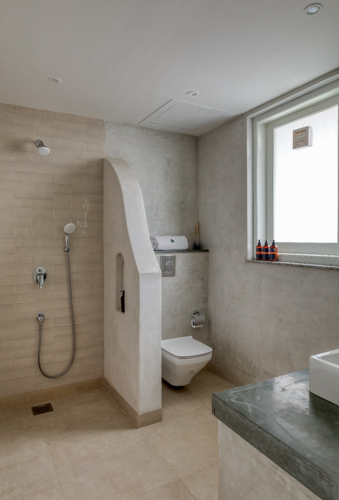 Svar 5BHK Villa - Luxevillaz - Photo 16