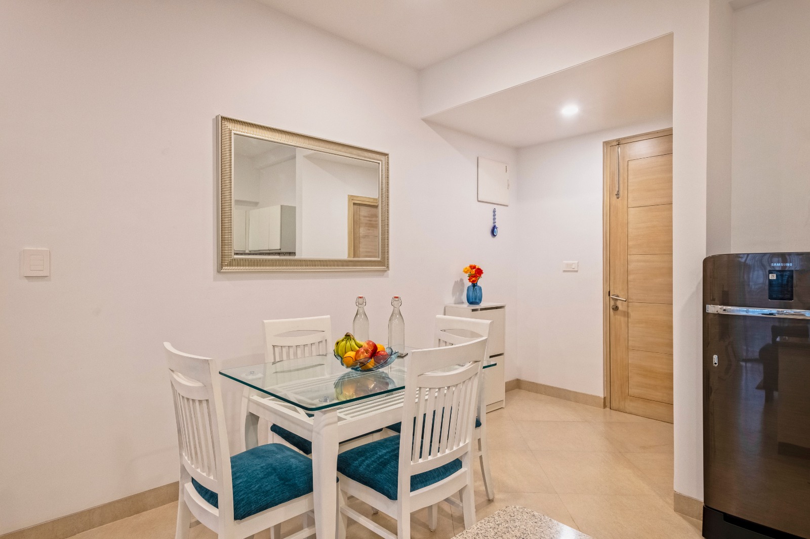 Serene 2 BHK Apartment by Luxevillaz - Photo 13