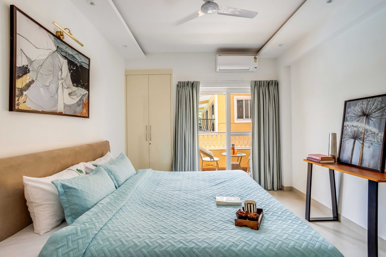 Evara Luxe 1BHK Apartment by Luxevillaz - Photo 2