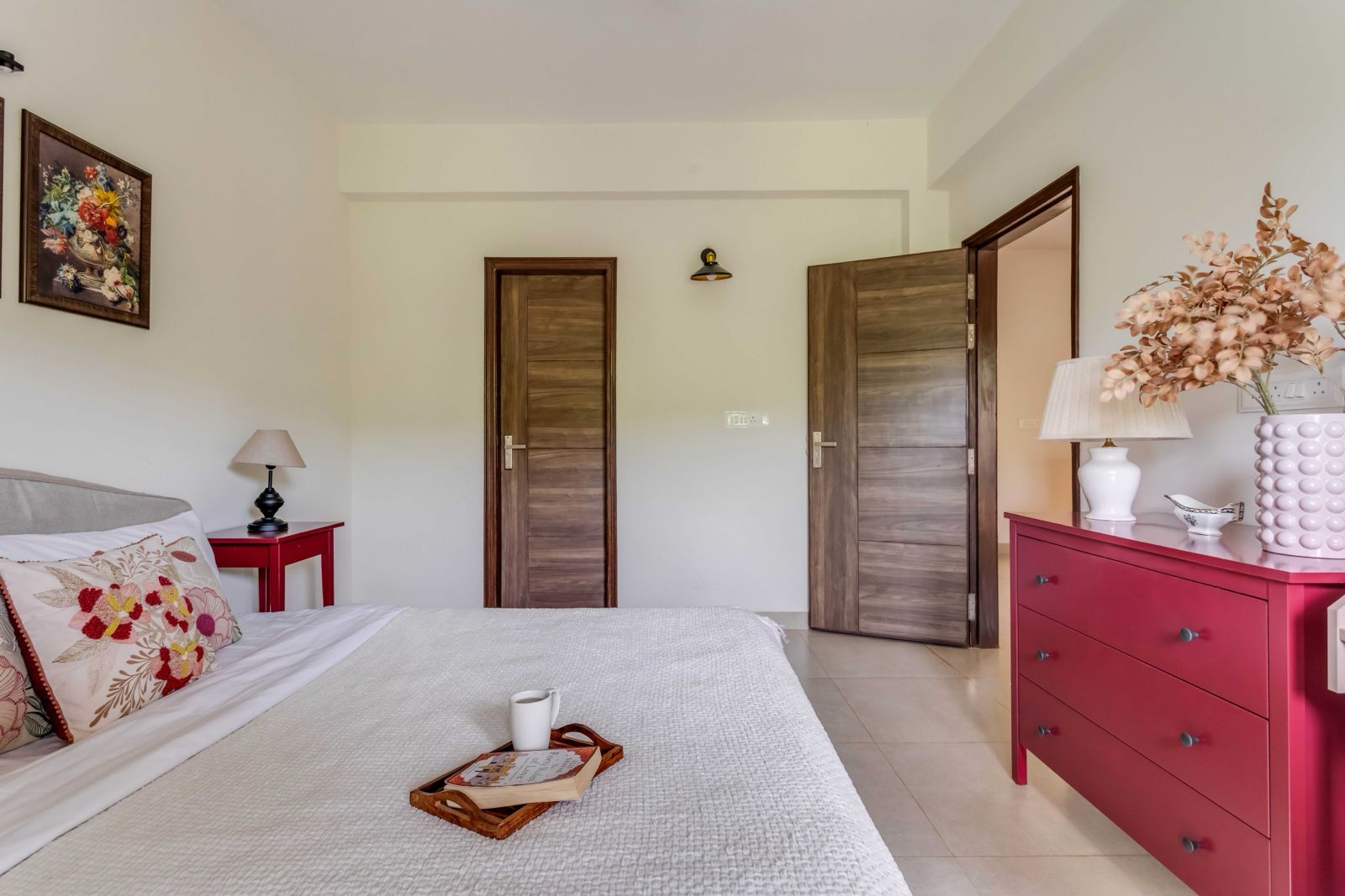 Ruby 1BHK Apartment by Luxevillaz - Photo 3