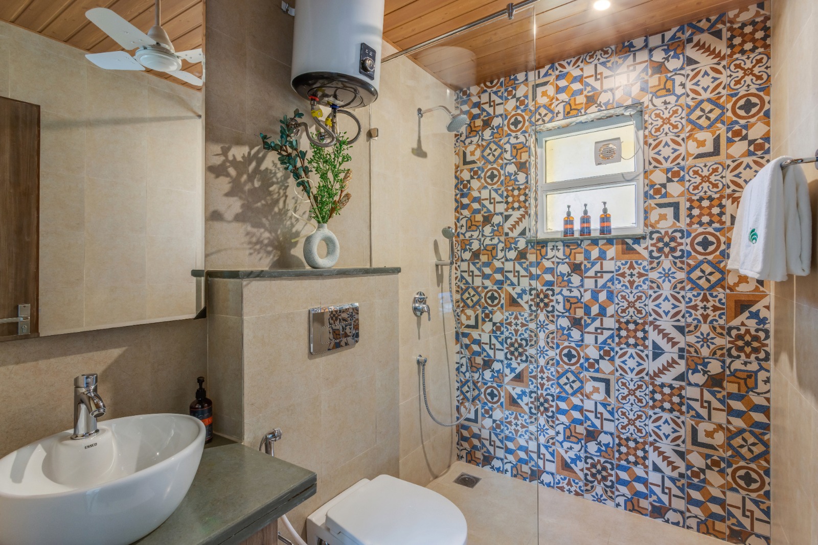 Blue Haven 2BHK by Luxevillaz - Photo 8