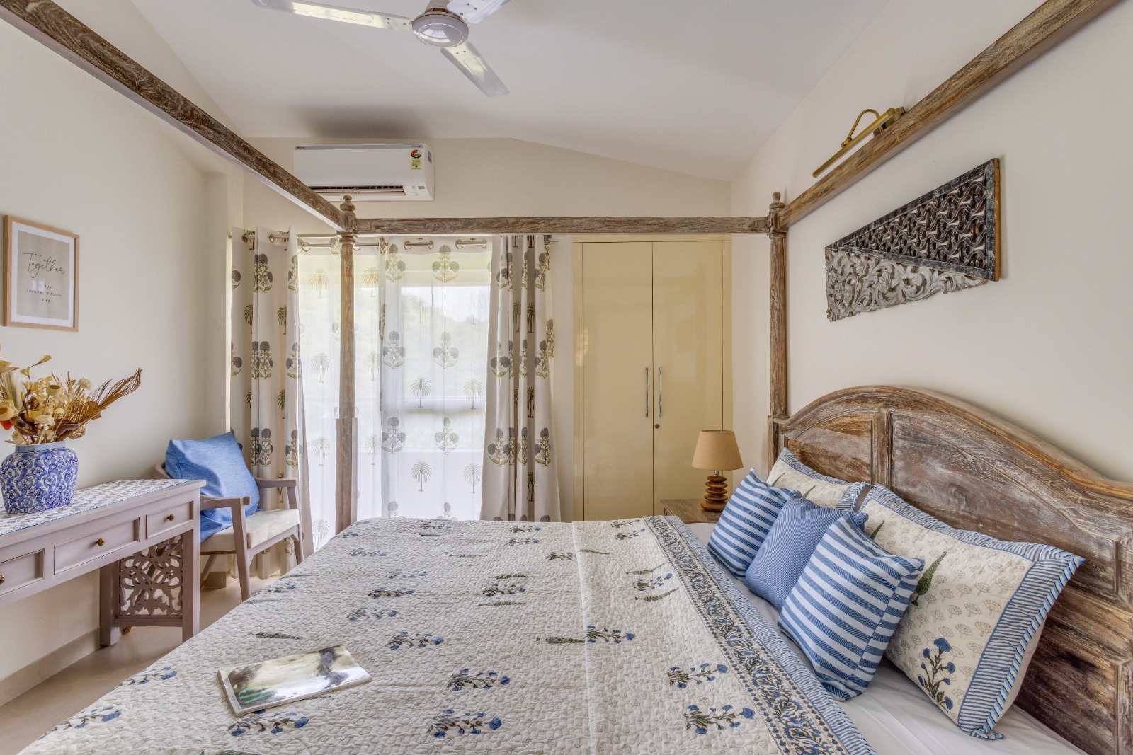 Blue Haven 2BHK by Luxevillaz - Photo 2