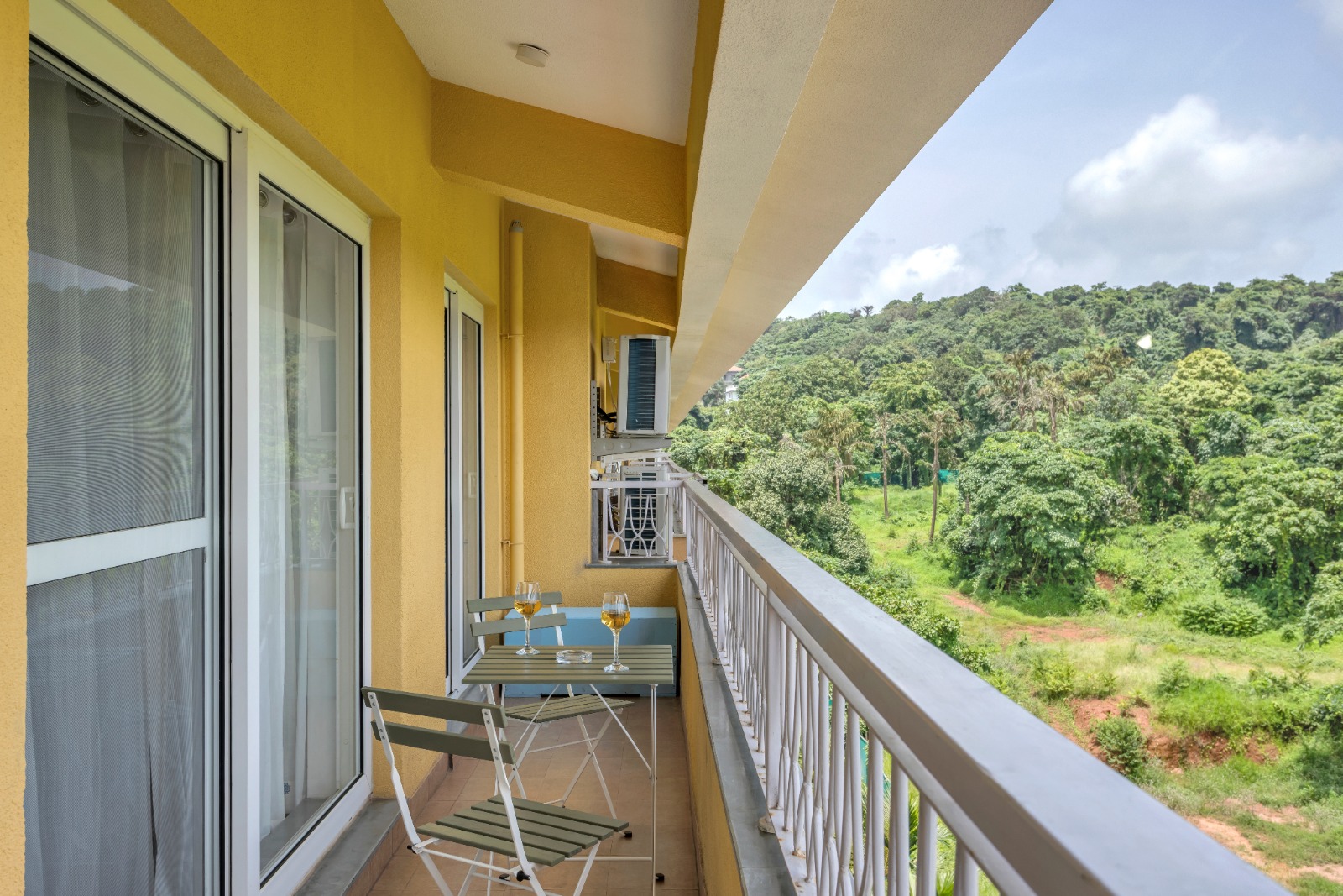 Blue Haven 2BHK by Luxevillaz - Photo 15