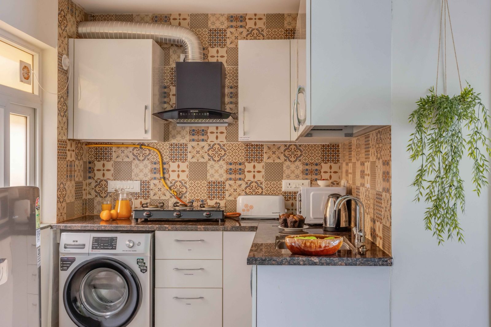 Ivy 1BHK Apartment by Luxevillaz - Photo 13