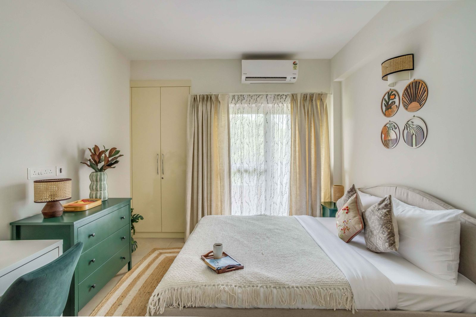 Ivy 1BHK Apartment by Luxevillaz - Photo 5