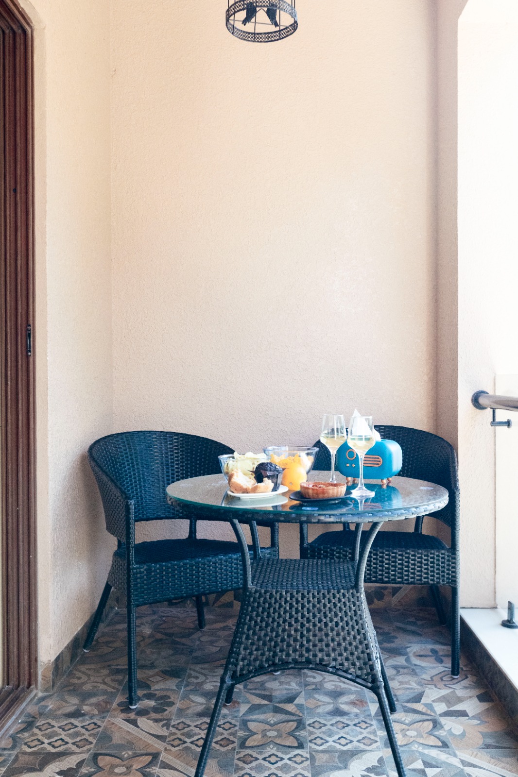 AKD Home Luxe 2BHK by Luxevillaz - Photo 6
