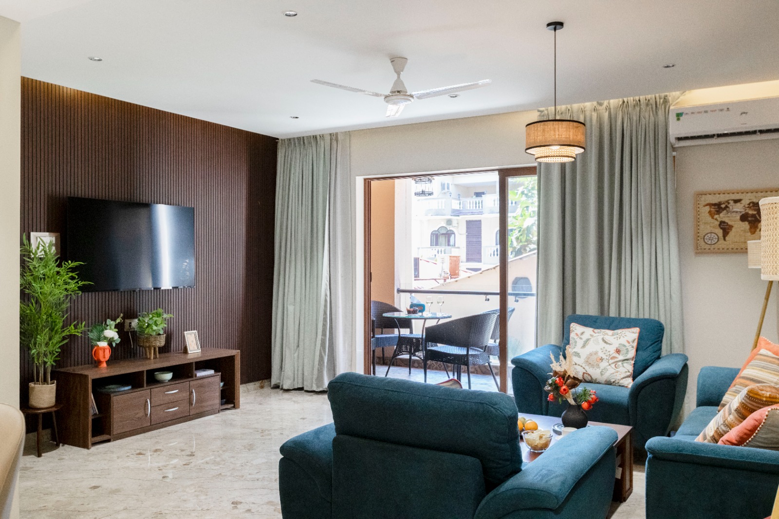 AKD Home Luxe 2BHK by Luxevillaz - Photo 15