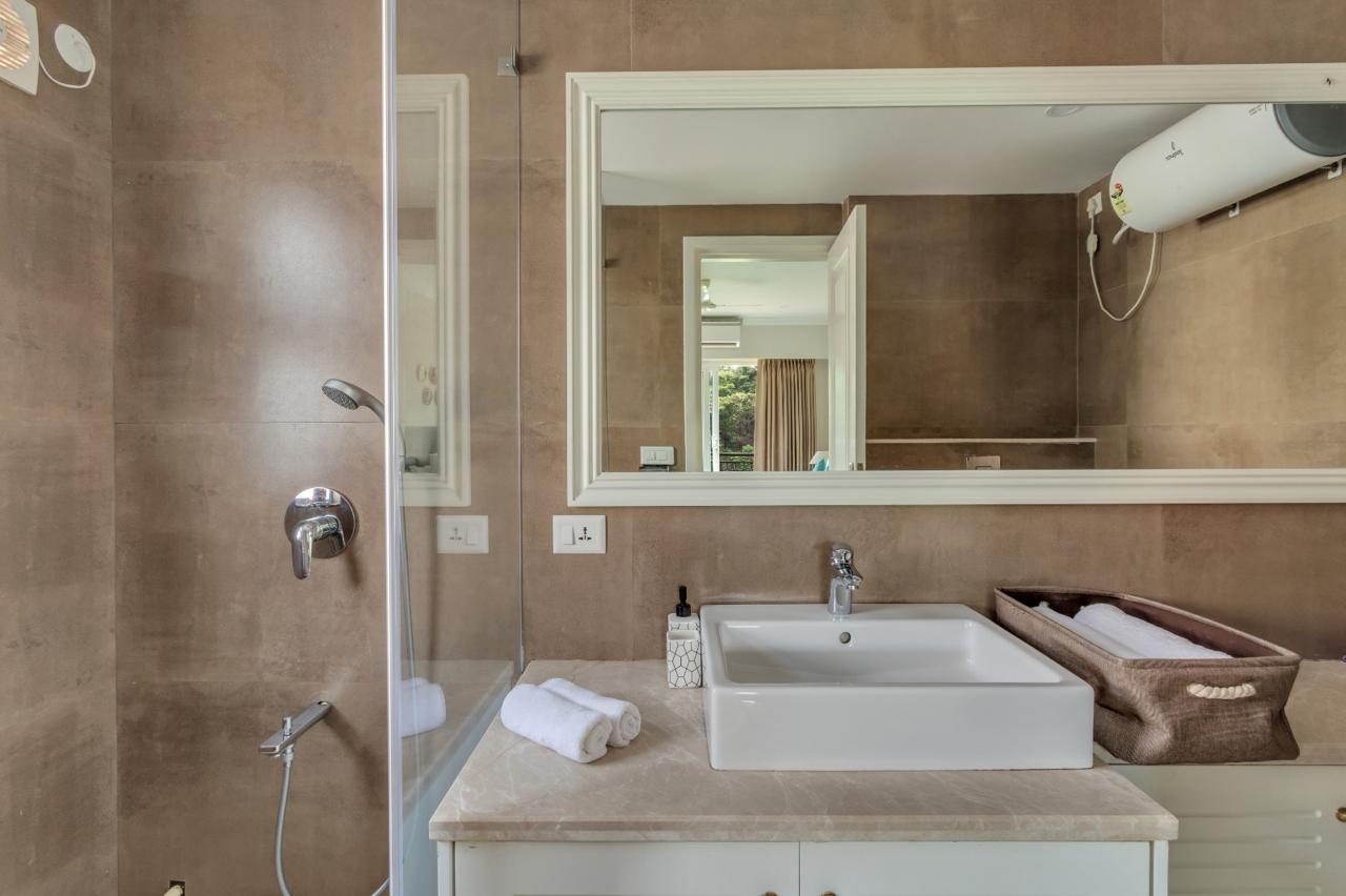Firefly Lux 4BR Villa by Luxevillaz - Photo 24